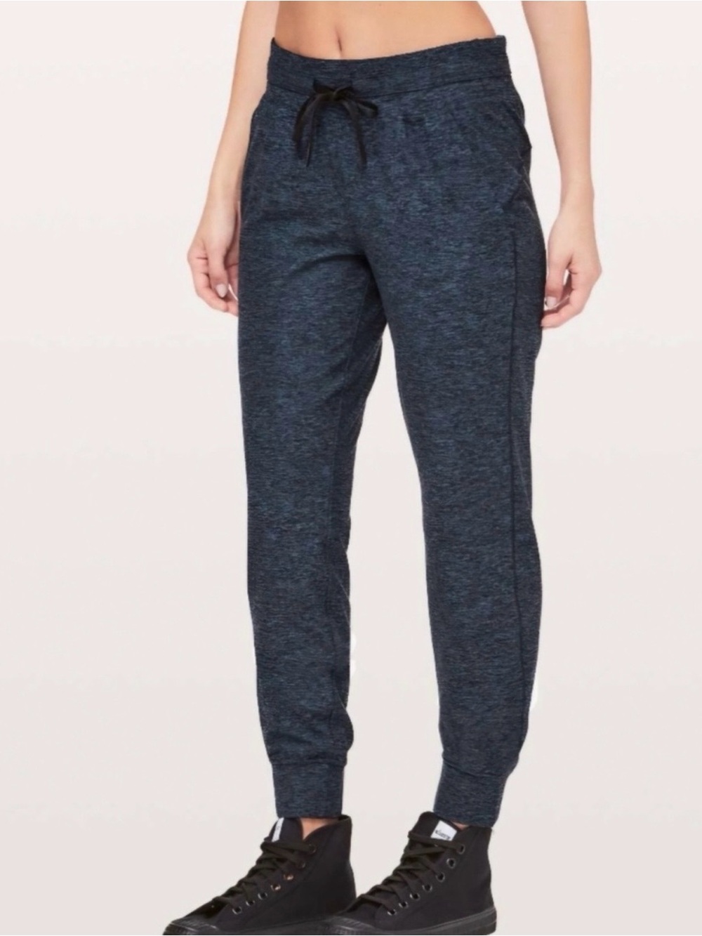 Lululemon Ready To Rulu Pant *Updated 29"
Heathered True Navy / Black Sz 4